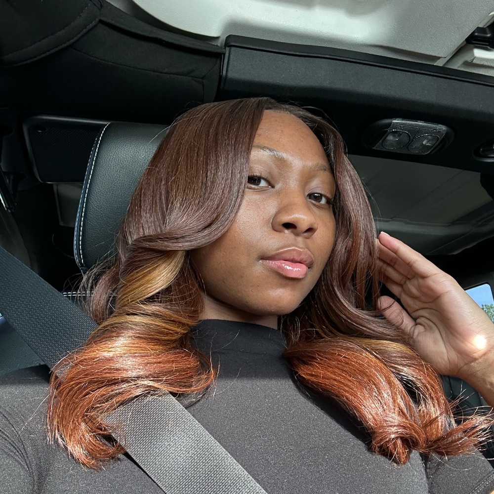 Meet your Posher, Serina